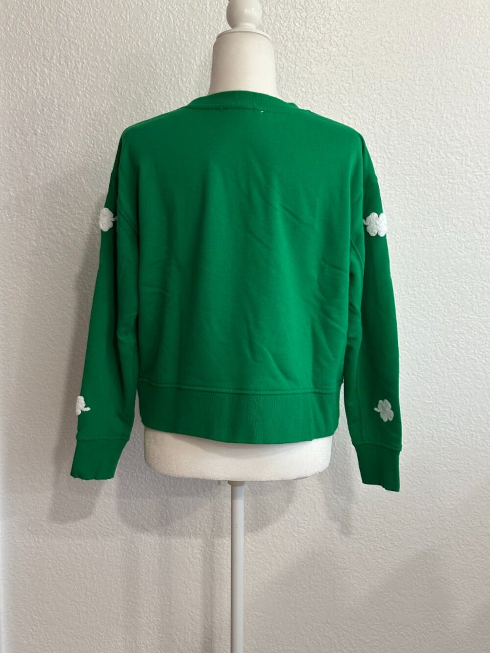 Jane + Delancey Clover Sweatshirt Women’s Medium Green St Patrick’s Day Crewneck - Picture 5 of 7